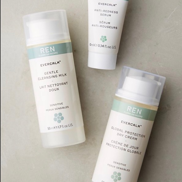 REN Evercalm Sensitive Skin Kit🥰 - Picture 2 of 2